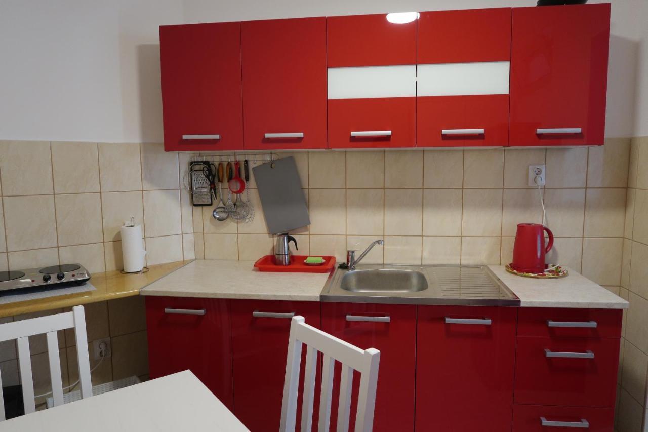Éva Apartman Szigetvár Esterno foto