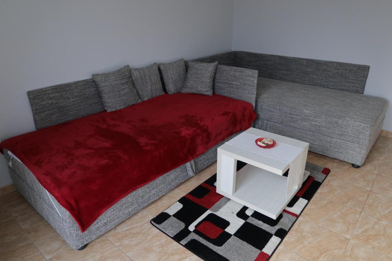 Éva Apartman Szigetvár Esterno foto