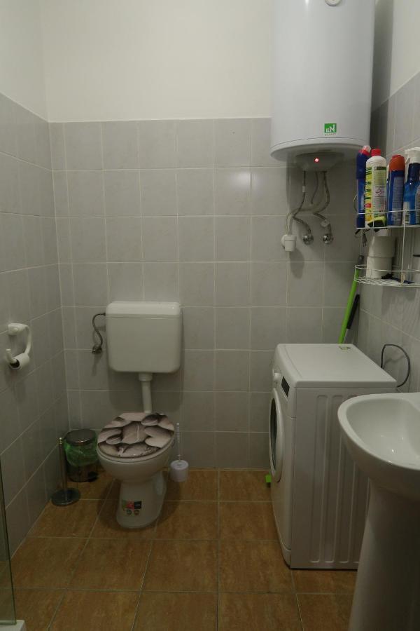 Éva Apartman Szigetvár Esterno foto