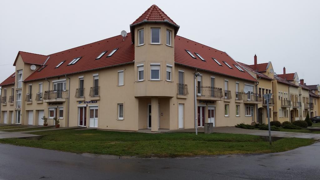 Éva Apartman Szigetvár Camera foto